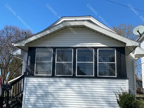 1124 Barrie Ave, Flint, MI 48507
