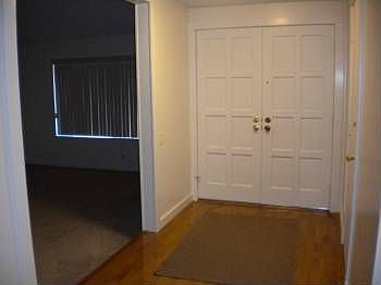3rd image of 4426 Chippendale Ct