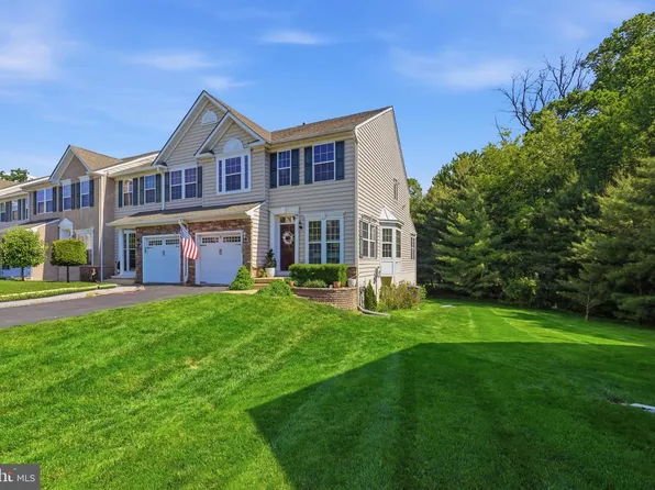229 Tall Trees Cir #229, Downingtown, PA 19335