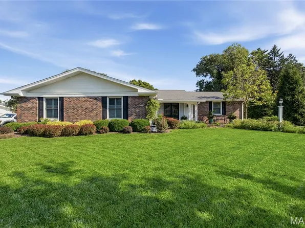12651 Villa Hill Ln, Saint Louis, MO 63141