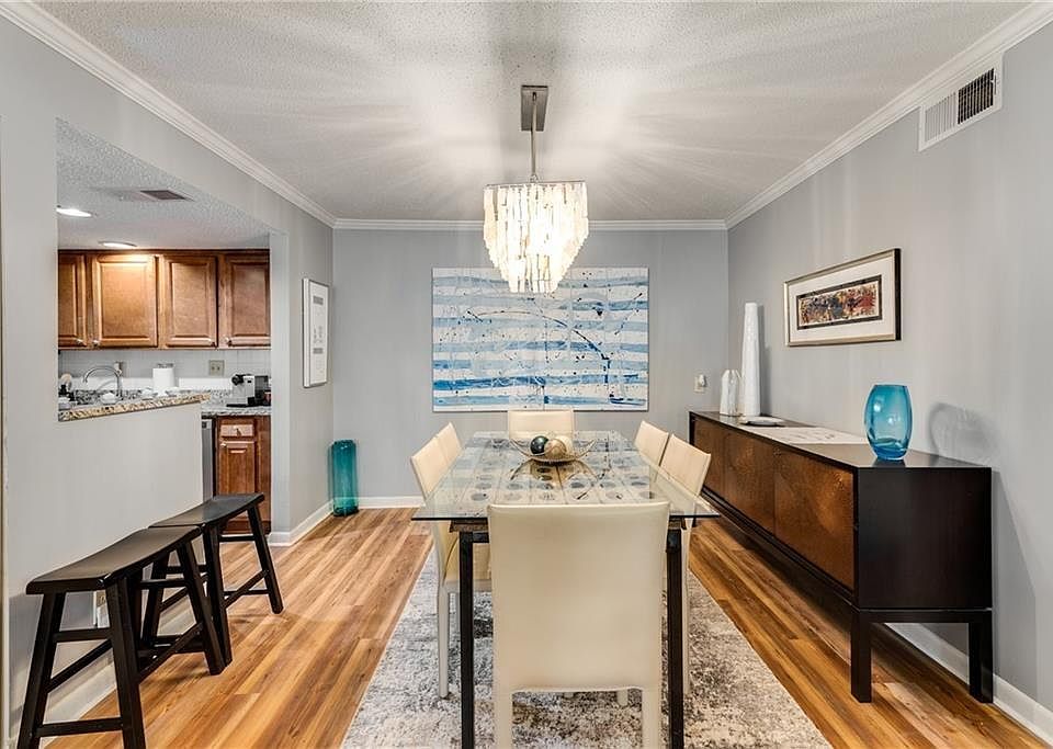 1st image of 6900 Roswell Rd APT Q26