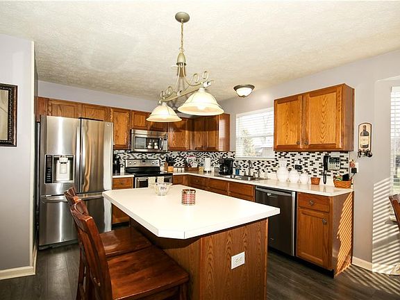5th image of 1537 Blankenship Dr