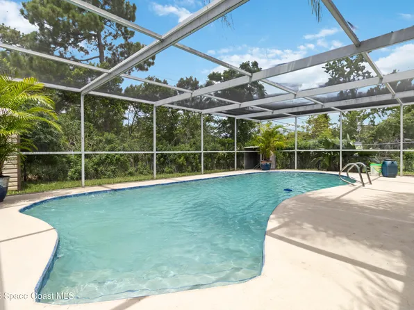4910 Key Largo Dr W, Titusville, FL 32780