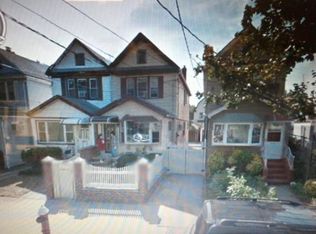 9556 113th St, South Richmond Hill, NY 11419