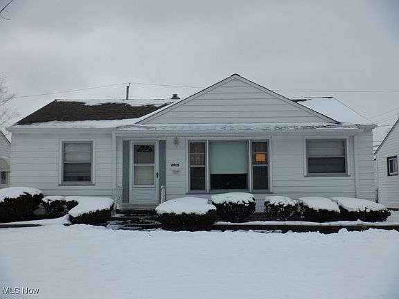 2nd image of 8905 Outlook Dr