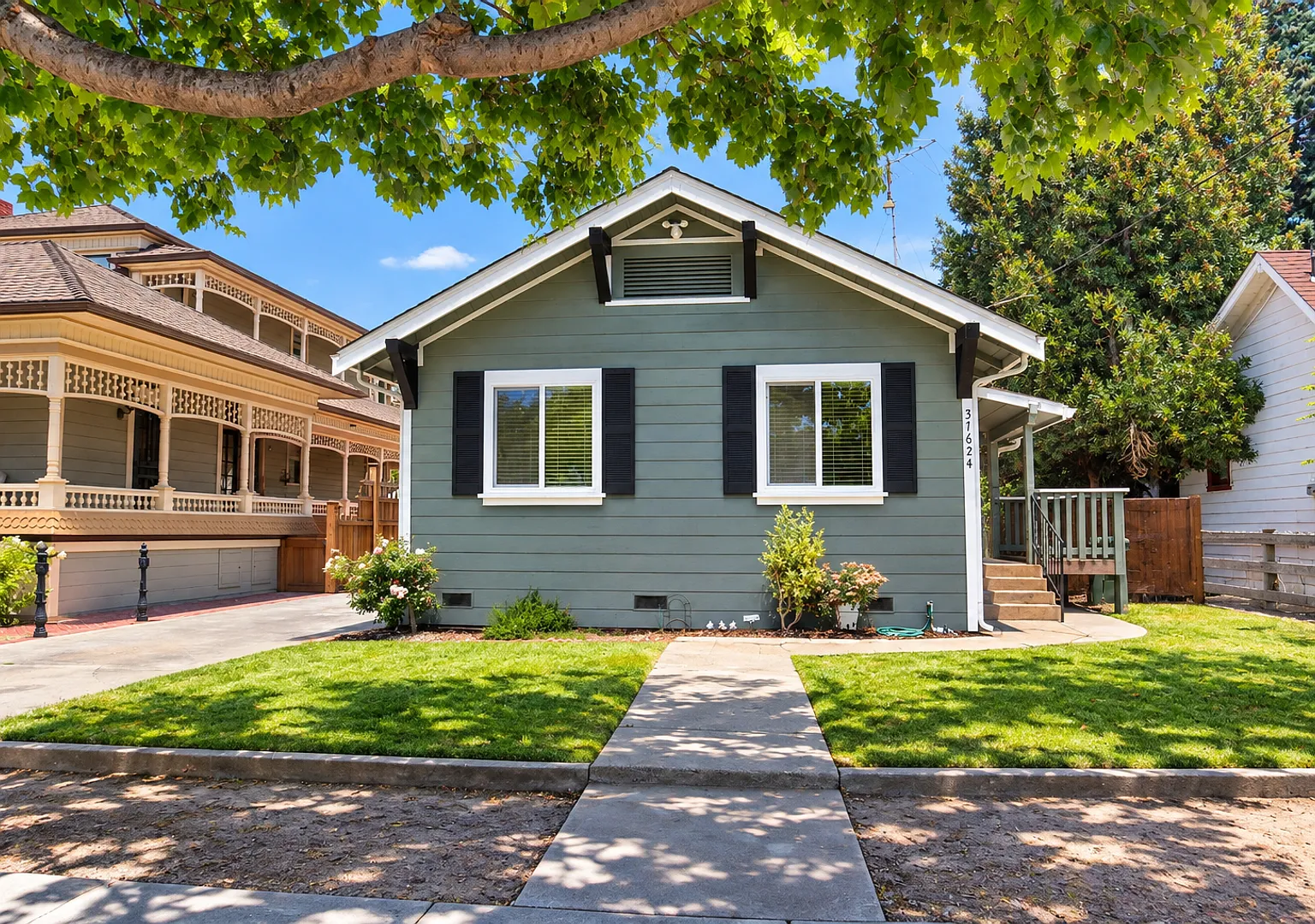 Charming 2-Bedroom Remodeled Home in Downtown Niles for Rent! — Photo 1