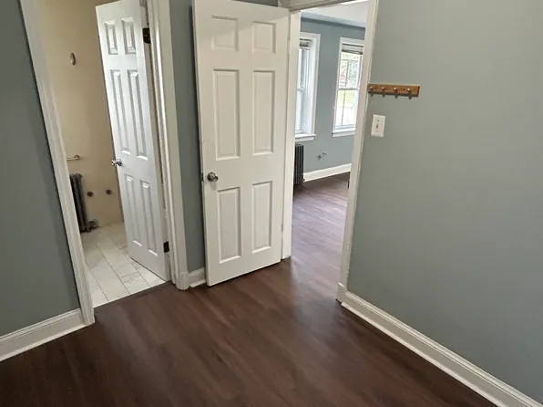 4507 Avondale St APT 101, Bethesda, MD 20814