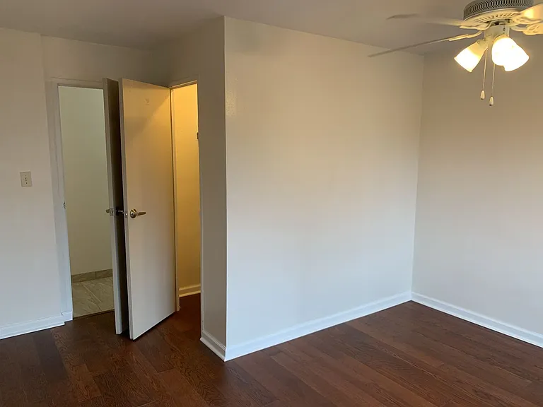 819 College Avenue — Photo 59