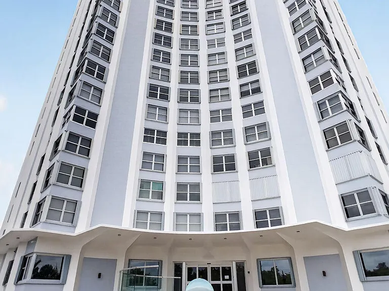 5200 N Ocean Dr #1004 — Photo 24