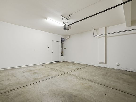 4th image of 43726 8th St E Unit 125