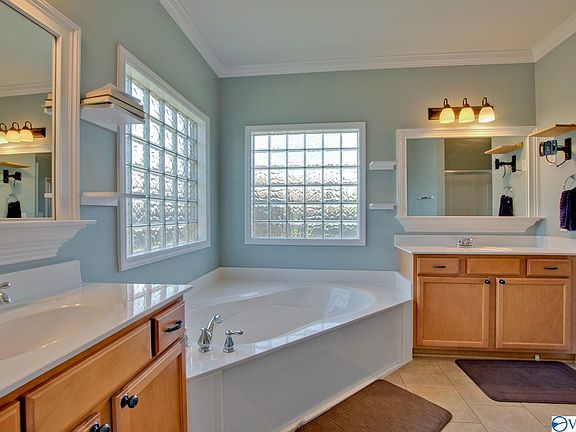 4th image of 7419 Cobblefield Dr