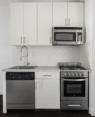 Rented by Compass | media 2