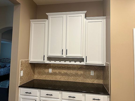 2nd image of 194 Linda Lake Ln