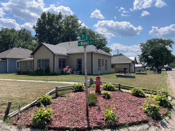 465 N Walnut St, Ainsworth, NE 69210