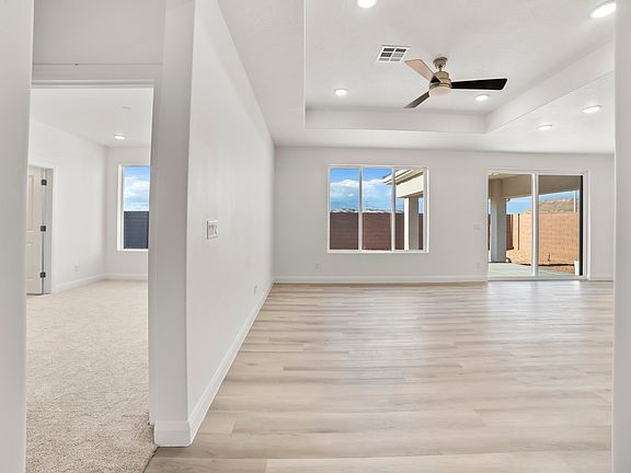 Photo are representational of the floor plan only, NOT the selections. Contact agent details