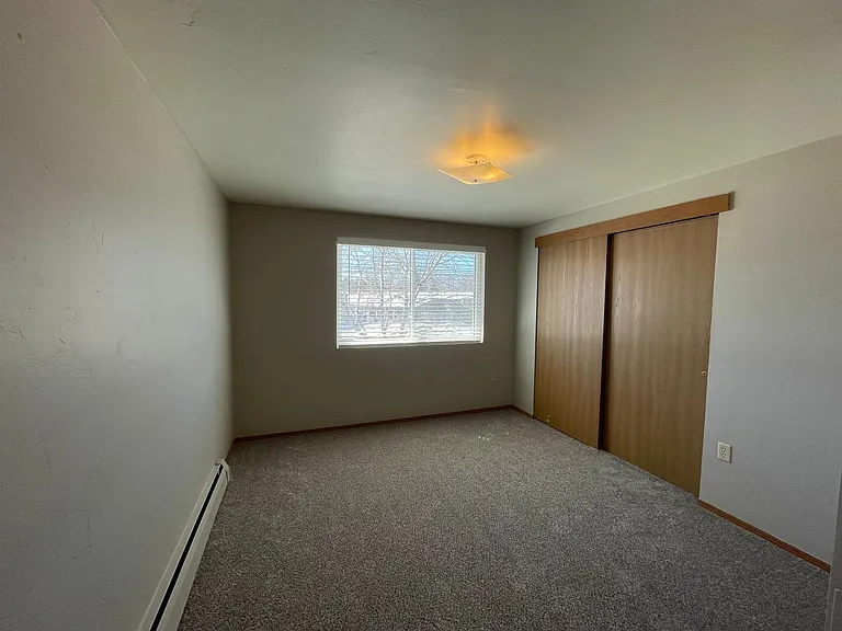 2677 Humboldt Rd — Photo 30