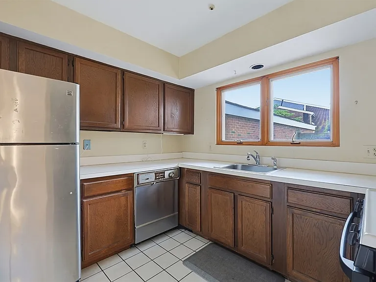 52 Rosewood Dr #52 — Photo 13
