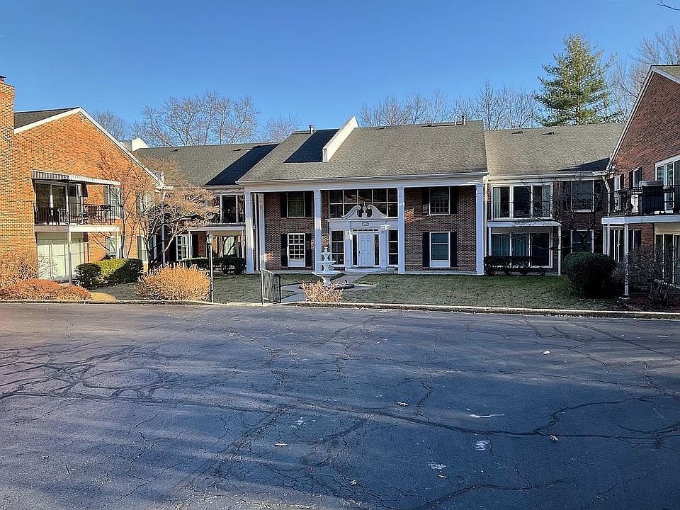 1st image of 105 Fernwood Pl