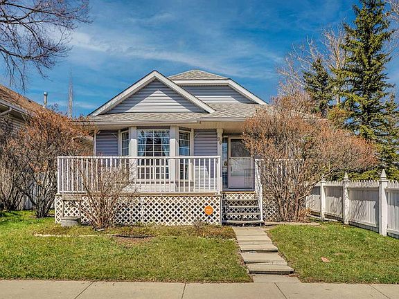2nd image of 90 S Martinridge Cres NE