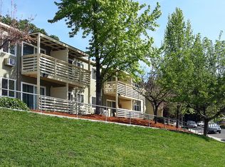 100 Kings Cir #1, Cloverdale, CA 95425