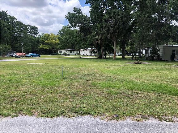 3rd image of 18 Canal Ct