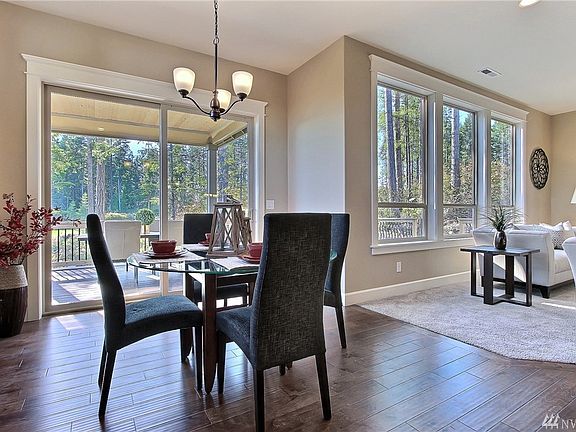 4th image of 2241 Donnegal Cir SW #8