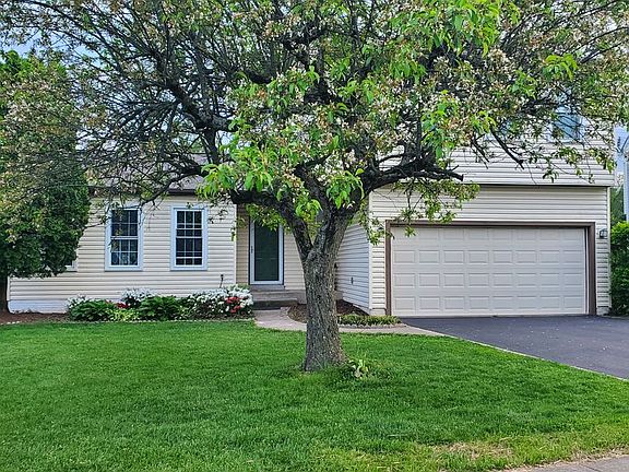 3rd image of 14409 Coachway Dr