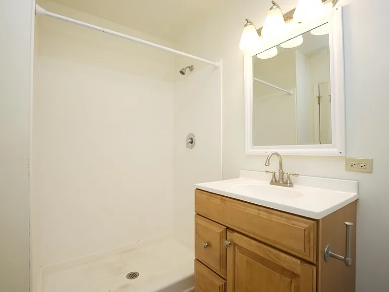 6713 N Sheridan Rd #N3 — Photo 19