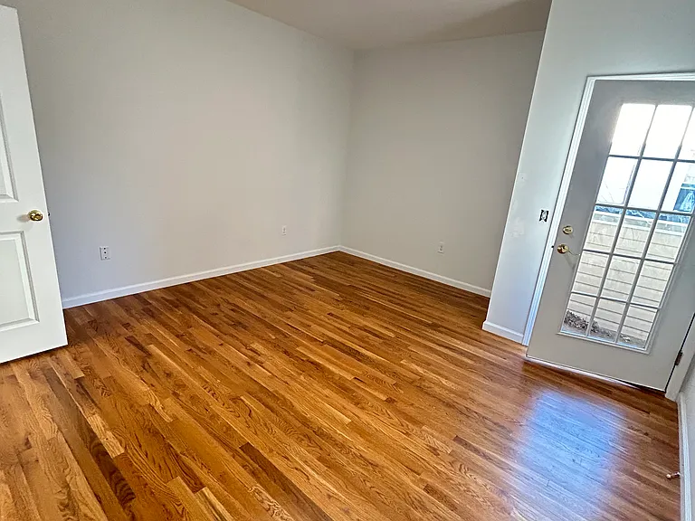 577 Broadway #7 — Photo 3