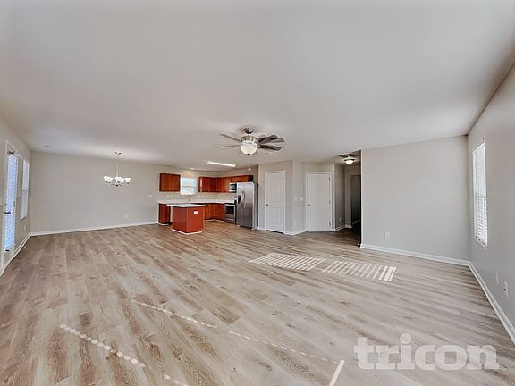 2nd image of 312 Sequoia Dr
