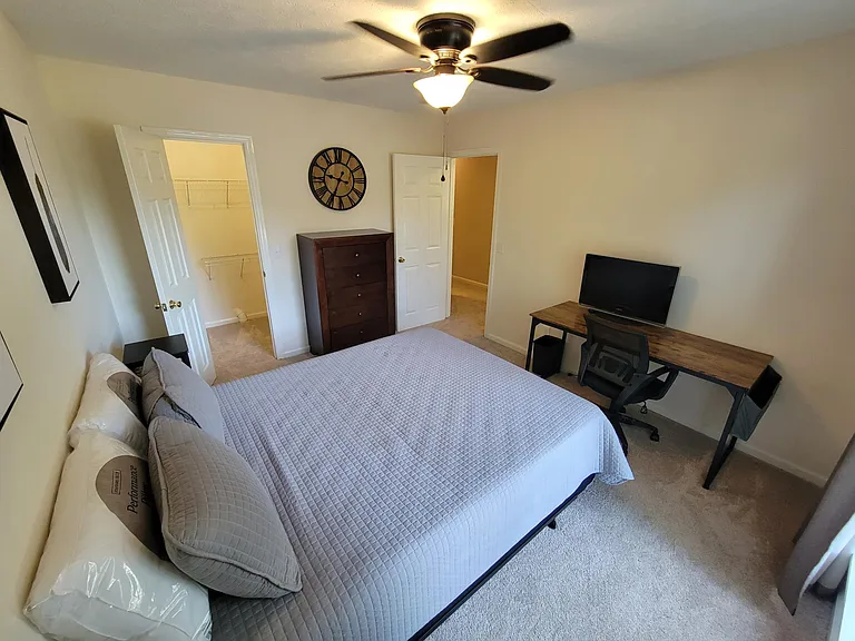15 Hartford Ct — Photo 16