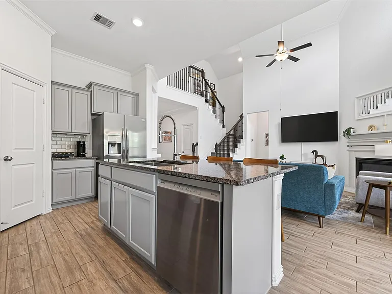 19115 Falkenstein Castle Way — Photo 11