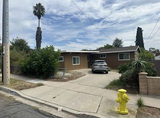 5863 Roswell St, San Diego, CA 92114