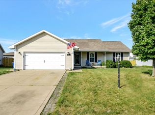 602 Wingstem Dr, Saint Joseph, IL 61873