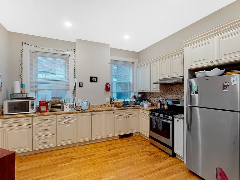 240 Babcock St #1 — Photo 11