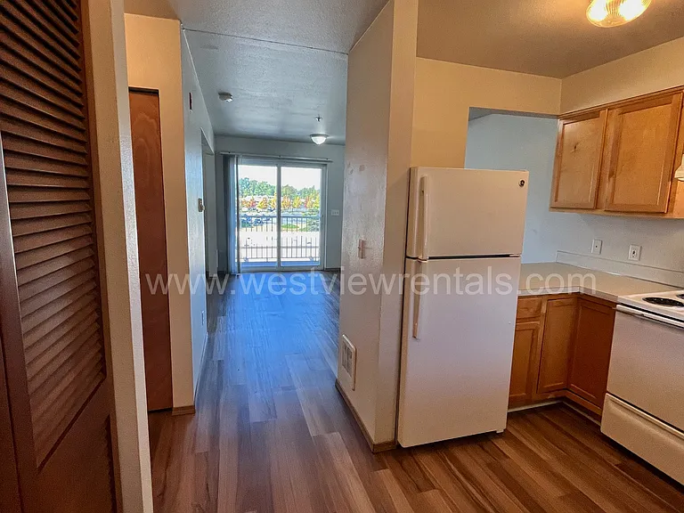 139 Prince Ave #307 — Photo 7
