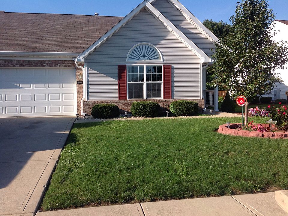 Beautiful upgraded condo 