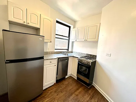 Rented by Corcoran | media 11