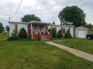 9 Bucktown Rd, Massena, NY 13662