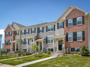 1642 Sager Way Dr, Batavia, IL 60510