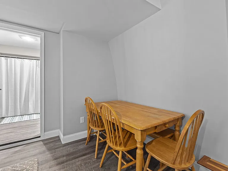 128 Grand Ave — Photo 15