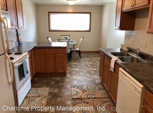 1400 E Rushmore Dr APT 4, Brandon, SD 57005