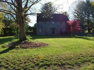 4 Willow Spring Dr, Rexford, NY 12148