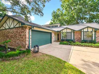 2306 Country Place Dr, Richmond, TX, 77406
