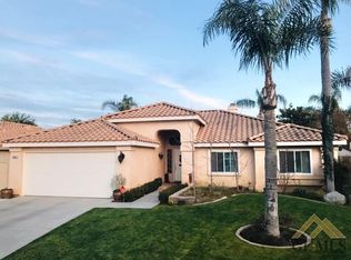 3904 Looming Bend Dr, Bakersfield, CA 93311