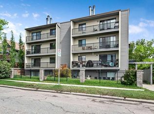 1512 N 16th Ave SW #204, Calgary, AB T3C 0Z8