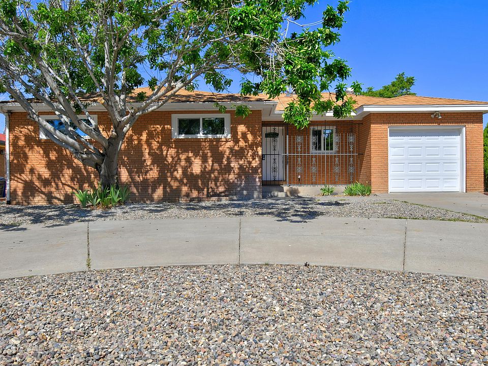 1st image of 2629 Alvarado Dr NE