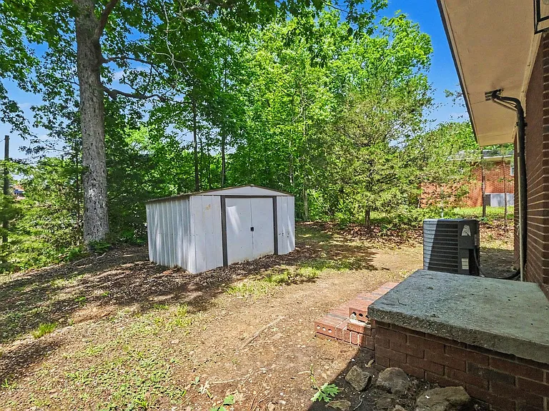468 Taylor Street — Photo 23