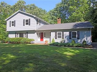 76 Great Ring Rd, Sandy Hook, CT 06482