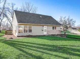 45 Apple Ln, Park Forest, IL 60466